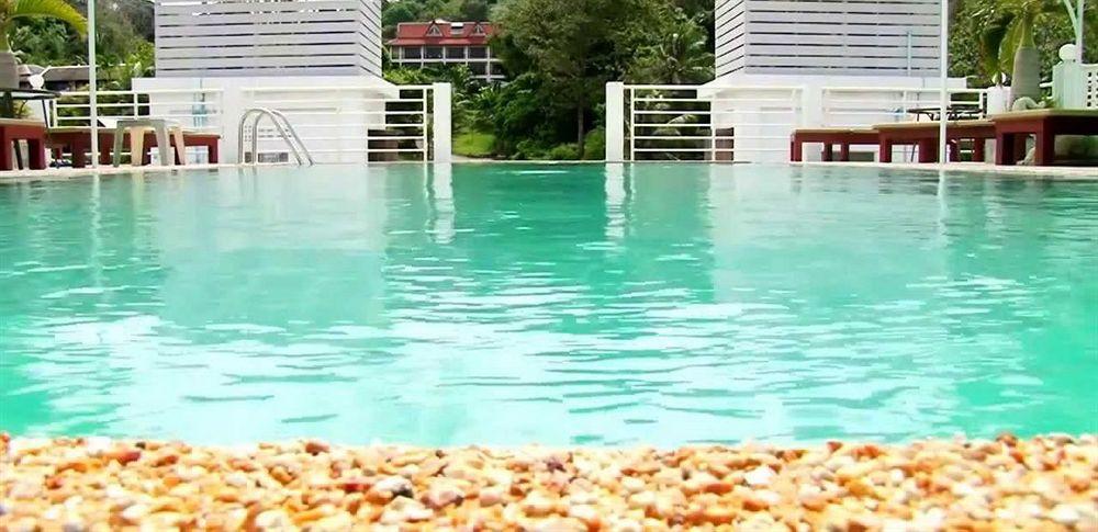 Sharaya Patong Hotel Exterior photo